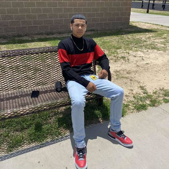 Meet your Posher, Erik - Picture 1 of 1